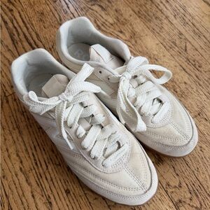 New Balance RC42 Cream Lace-Up Sneakers- Like new, worn once.